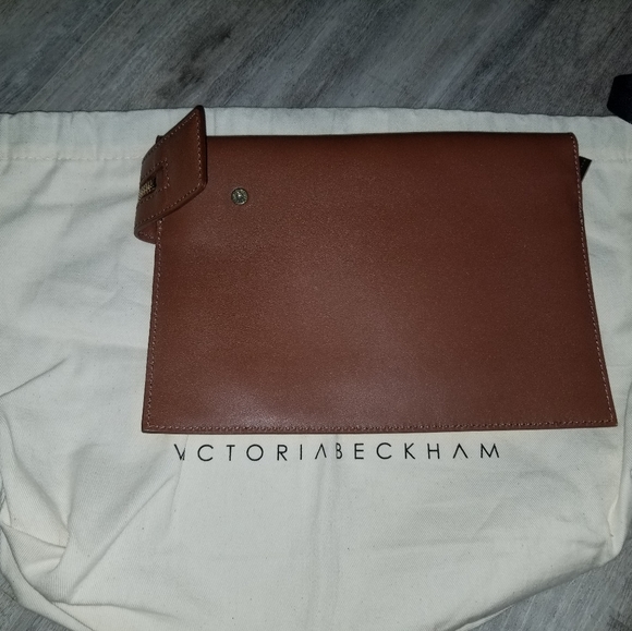 *item sold elsewhere* Victoria Beckham clutch - Picture 4 of 7